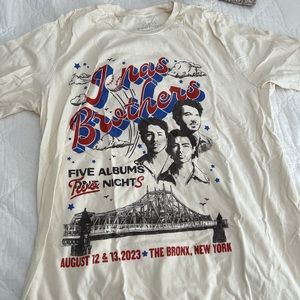 jonas brothers jb yankee stadium t-shirt exclusive